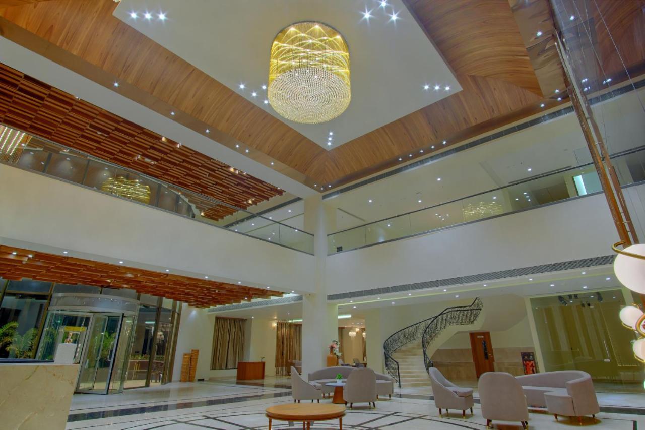 Sayaji Morbi Hotel ภายนอก รูปภาพ