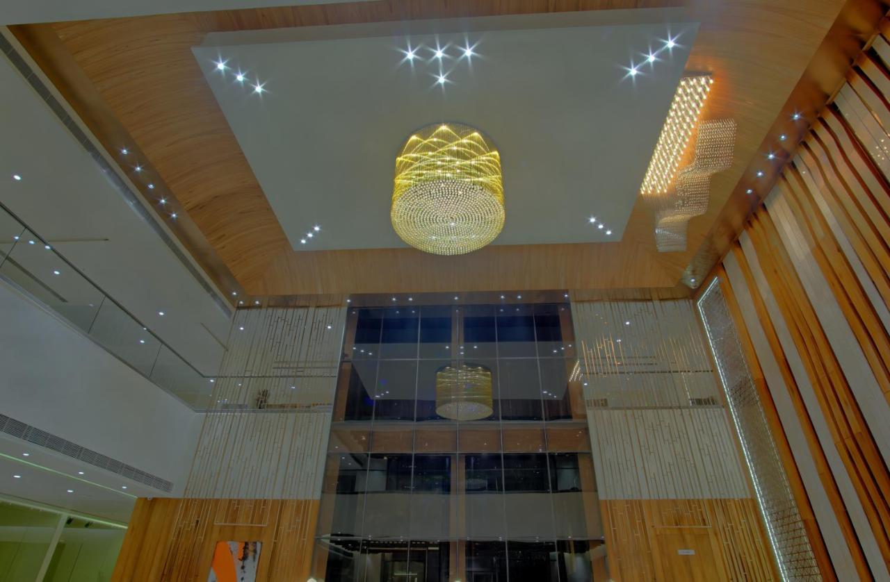 Sayaji Morbi Hotel ภายนอก รูปภาพ