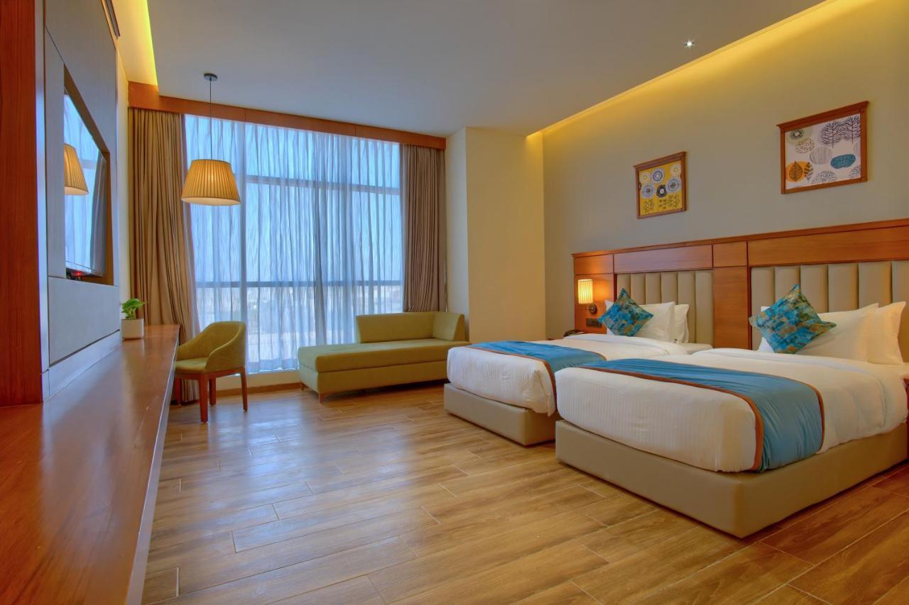 Sayaji Morbi Hotel ภายนอก รูปภาพ
