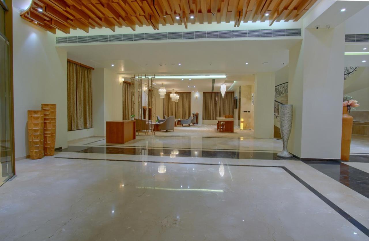 Sayaji Morbi Hotel ภายนอก รูปภาพ