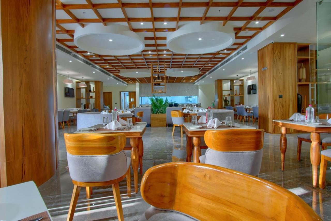 Sayaji Morbi Hotel ภายนอก รูปภาพ