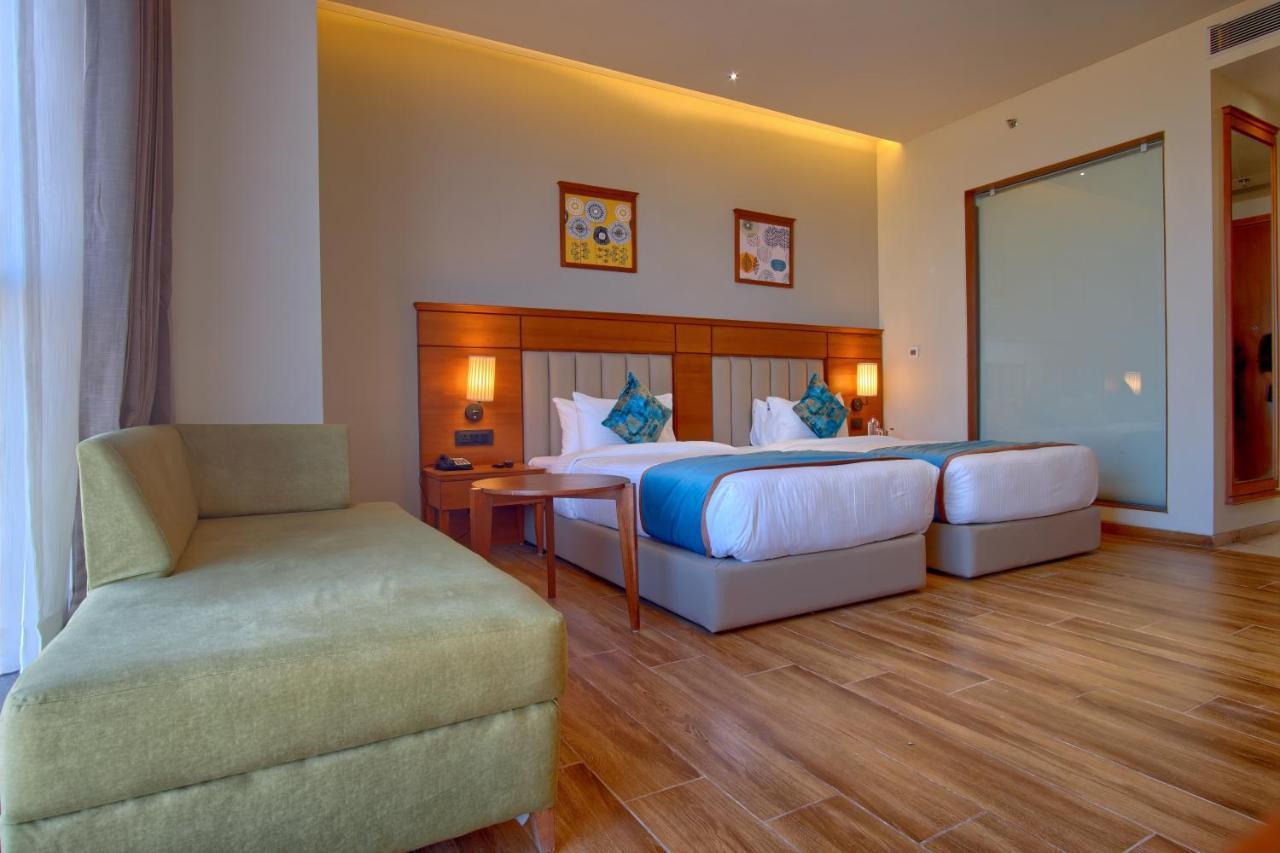 Sayaji Morbi Hotel ภายนอก รูปภาพ