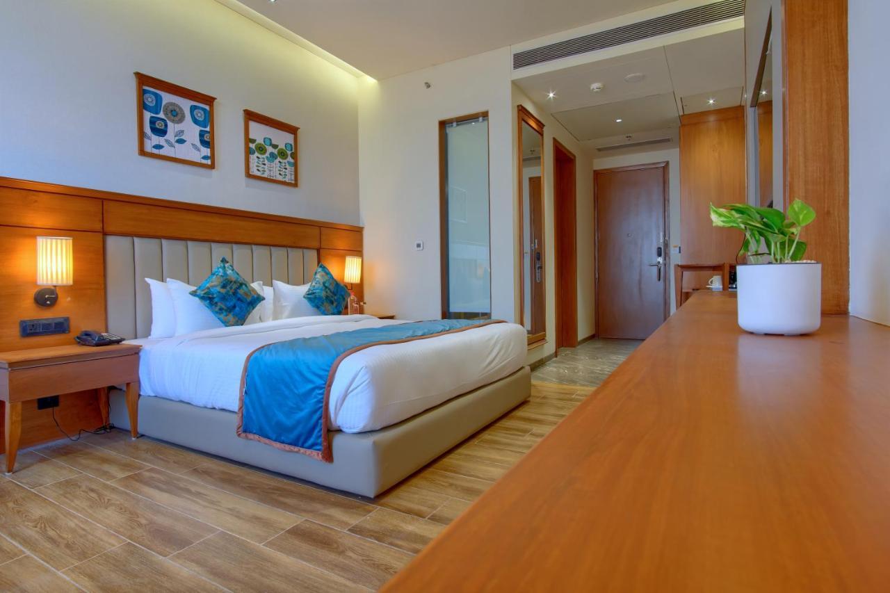 Sayaji Morbi Hotel ภายนอก รูปภาพ