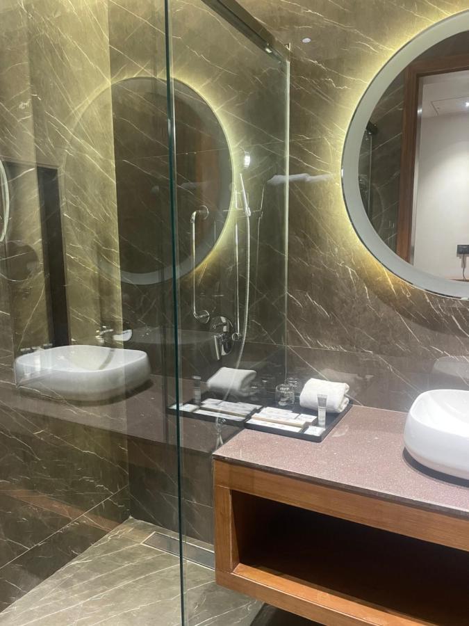Sayaji Morbi Hotel ภายนอก รูปภาพ